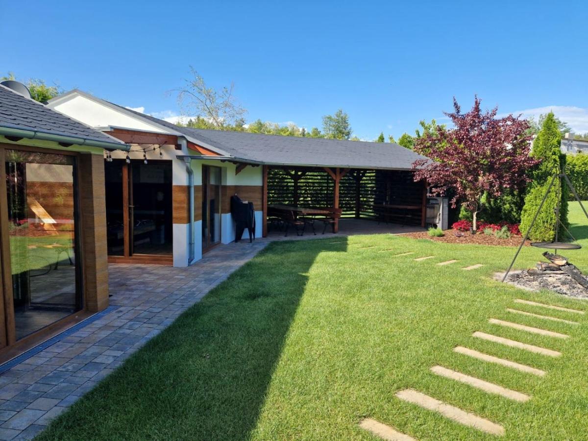 Ostoja Villa Karpicko Екстериор снимка